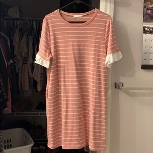 Pink and white maternity dress